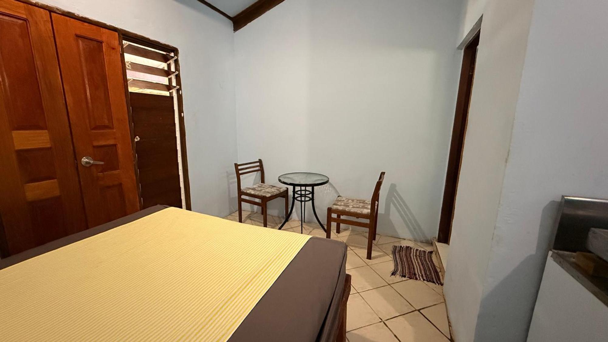 Bluepango Guest House Port Vila Exterior foto