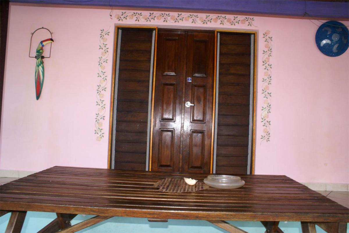Bluepango Guest House Port Vila Habitación foto